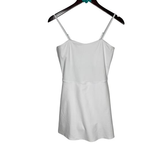 Alo Yoga Alosoft Courtside Tennis Dress Womens Medium White Casual Preppy - Picture 2 of 13